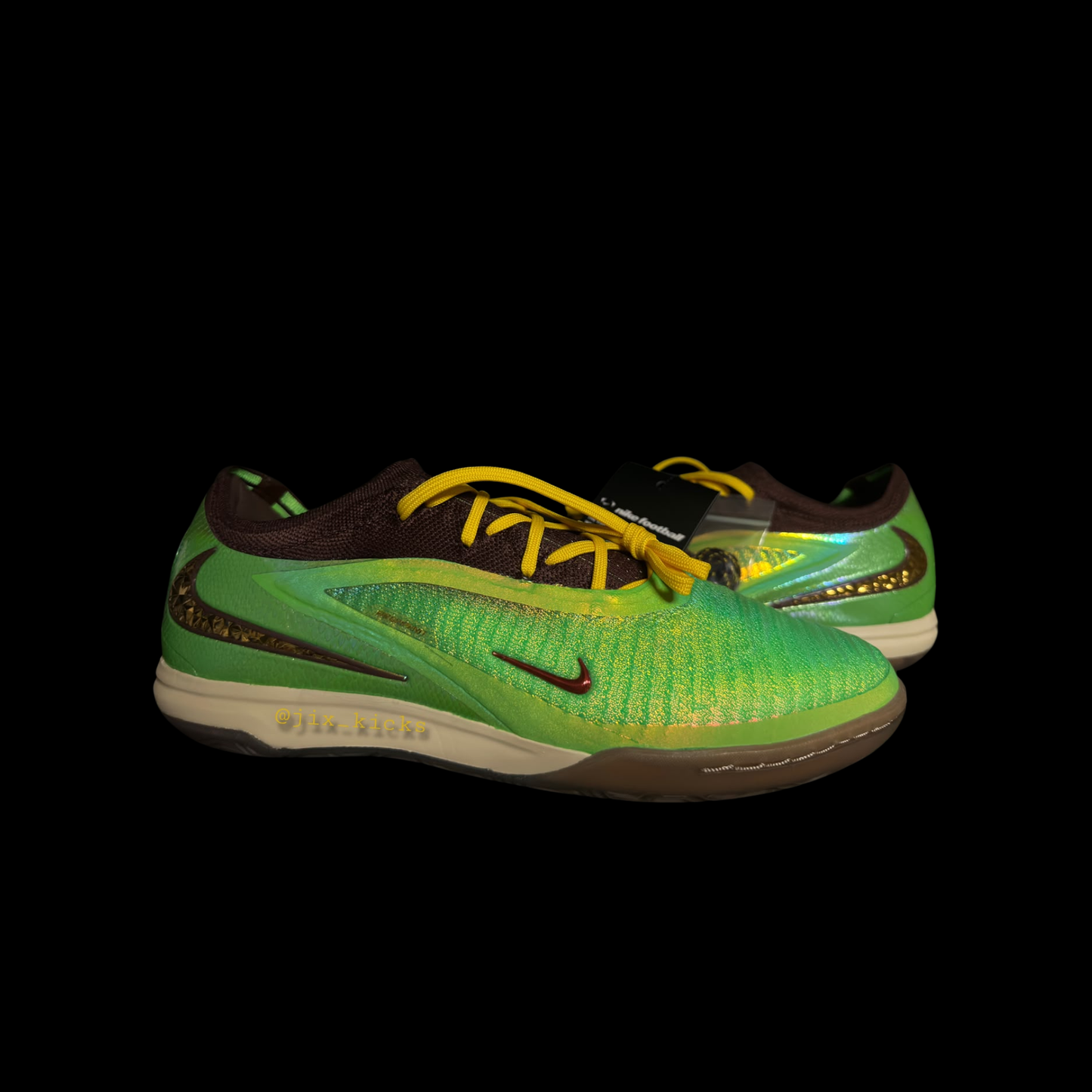 Nike Phantom 6 Travis Scott Low Elite IC SE