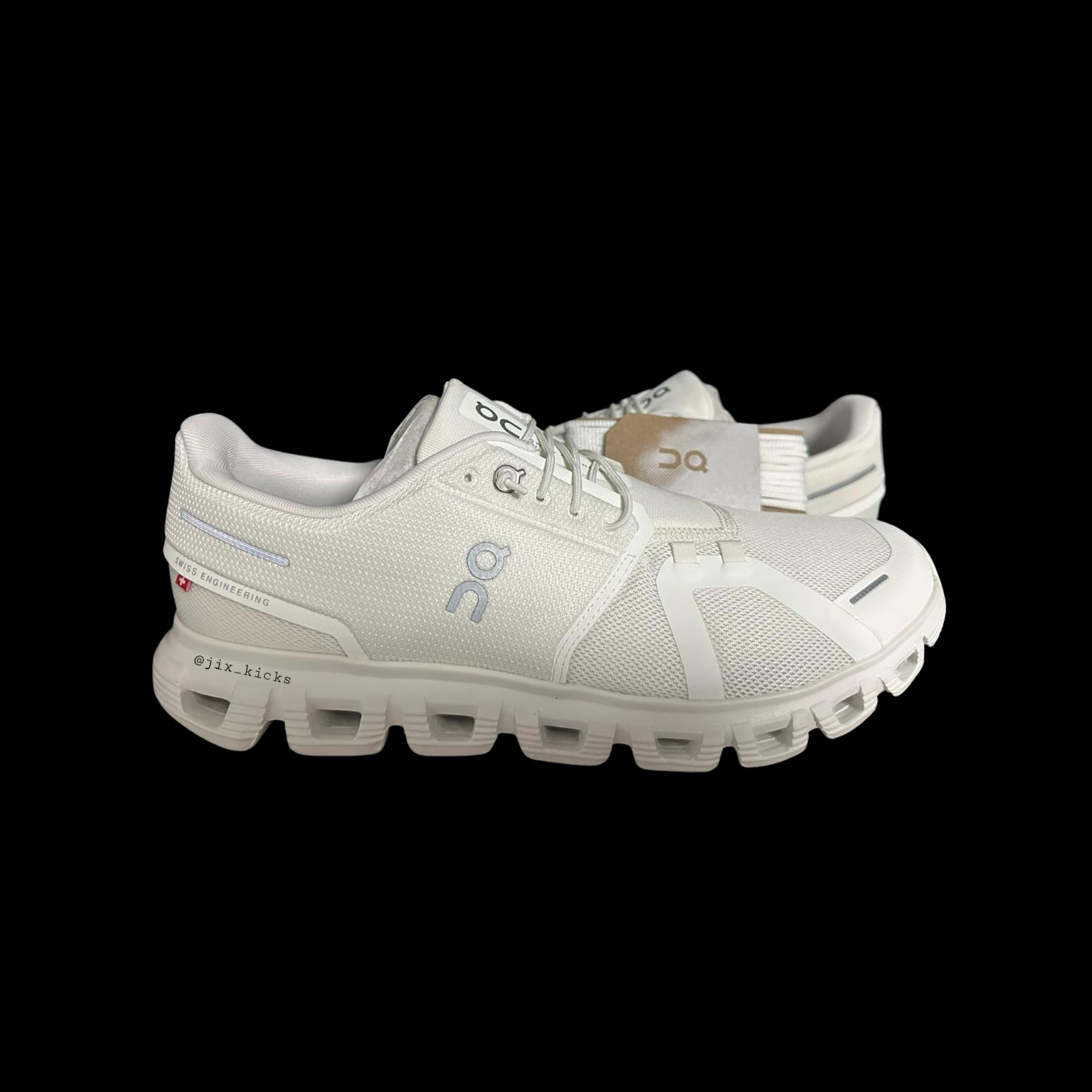 On Running Cloud 6 All White